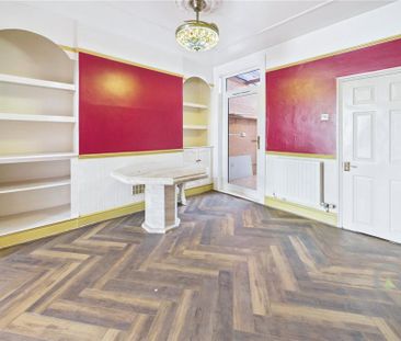 4 bedroom terraced house to rent - Photo 4