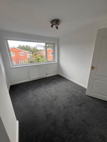 3 bedroom terraced house to rent - Photo 3