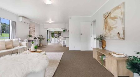 Newly Renovated Home - Photo 2