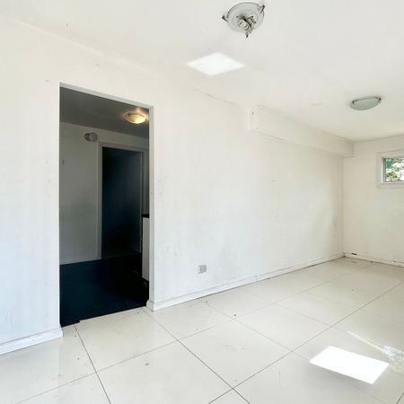 11A Lytton Street, - Photo 3