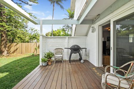 Stylish Modern Lower Duplex - Photo 5