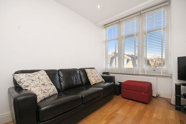 Glenloch Road, Belsize Park, London, NW3 - Photo 1