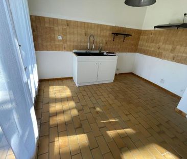 Location Appartement 4 pièces 89m² MONT DE MARSAN 40000 - Photo 2