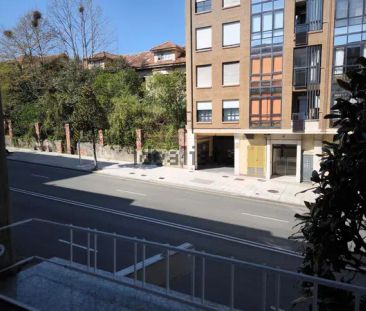 Alquiler de piso en Calle Tenderina Alta, 34 - Photo 2