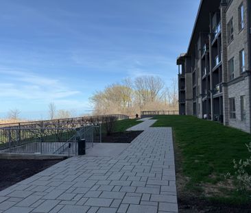 For Lease - 35 Southshore Crescent Unit# 201, Hamilton, Ontario - Photo 4