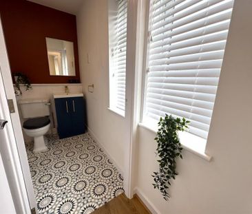 1 Bedroom Apartment To Let - Photo 3