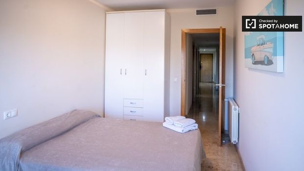 Plaça dEspanya, Mislata, Valencian Community 46920 - Photo 1