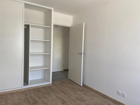 APPARTEMENT T3 62M - Photo 4