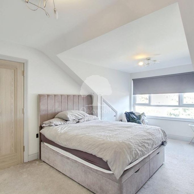 4 bedroom semi-detached house to rent - Photo 1