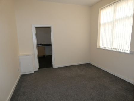 Park Road flat 2 - Photo 3