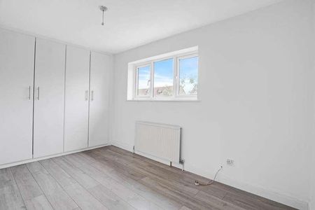 Jasper Road, London, E16 - Photo 4