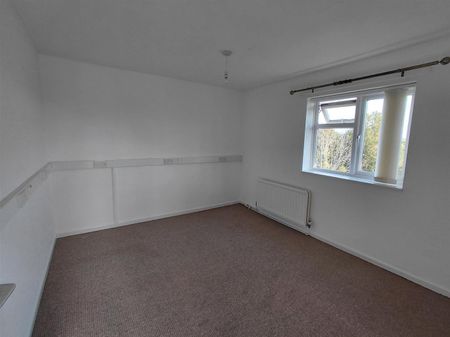 Meadow View, North Square, Dorchester - Photo 2