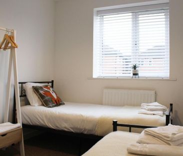 2 bedroom apartment to rent - Photo 2