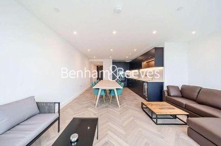 Clement Apartments, Brigadier Walk, London, SE18 - Photo 3