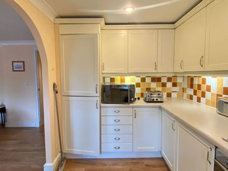 Magdalene Court, Taunton - Photo 5