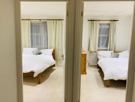 2 Bed Flat, Shaftesbury Gardens, NW10 - Photo 3