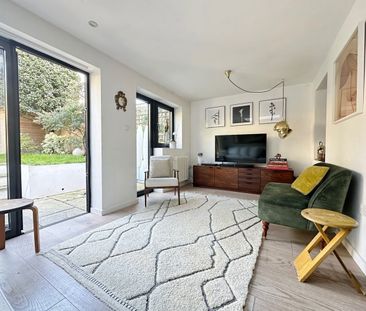 2 Bed Flat, Derwent Grove, SE22 - Photo 2