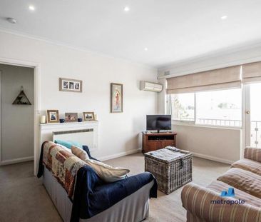 11/42 Winter Street, MALVERN, VIC - Photo 4