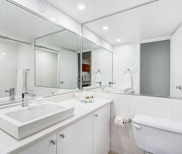 350 Rue Prince-Arthur Ouest, Montréal, QC - Photo 4