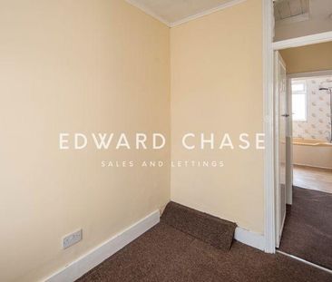 3 bedroom terraced house to rent - Photo 6