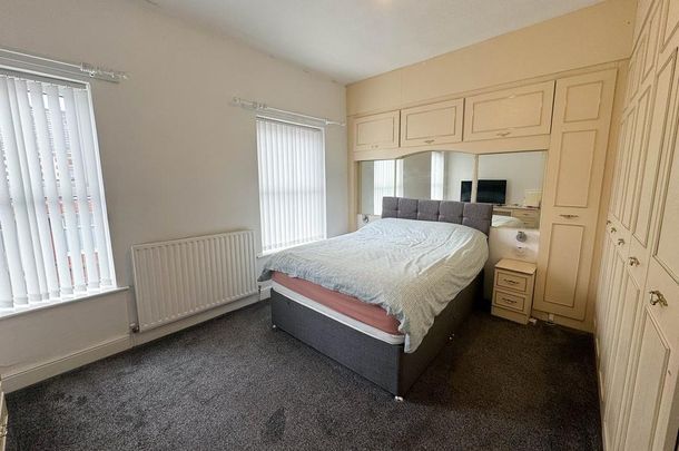 3 bedroom terraced house to rent - Photo 1