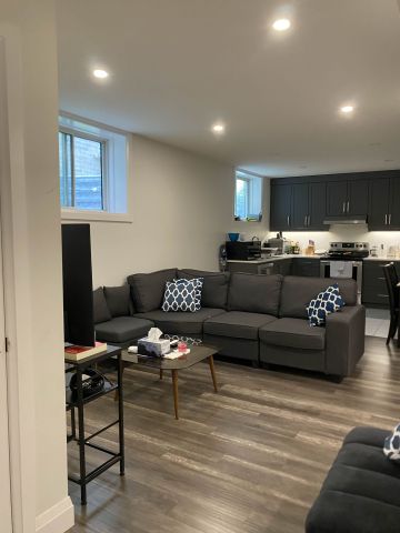 For Lease - 2783 Oriole Drive, London South, Ontario - Photo 4