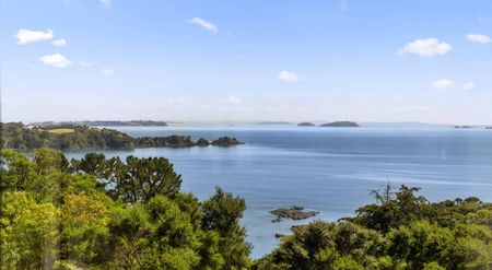 Wake Up to Ocean Views – Fully Furnished Gem - Photo 5