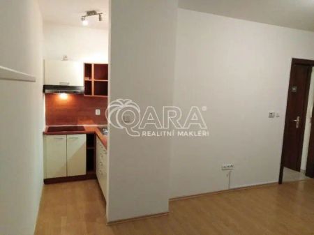 Pronájem 1+kk v žádané lokalitě Chrudim Na Špici - Photo 5