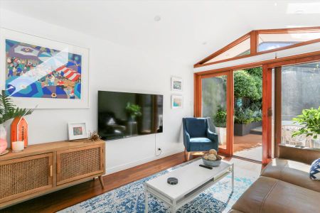 95 Burren Street, Newtown NSW 2042 - House For Rent | Domain - Photo 2