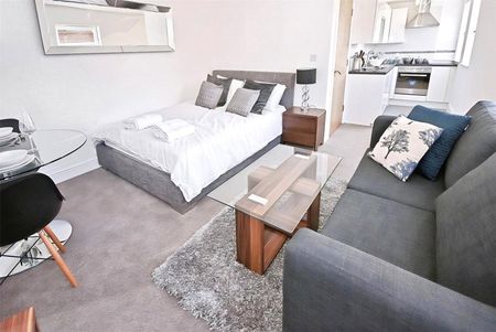 Warple Way, Acton, London, W3 0BD - Photo 2