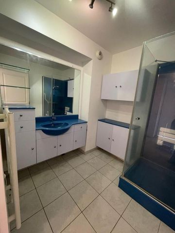 Location Appartement 3 pièces 69m² COULOMMIERS 77120 - Photo 4