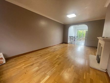 3 bedroom terraced house to rent - Photo 2