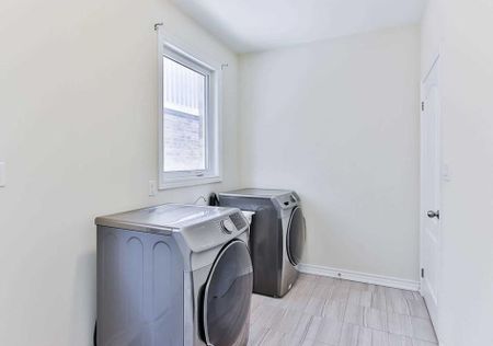 For Lease - 215 Northglen Boulevard, Clarington, Ontario - Photo 4