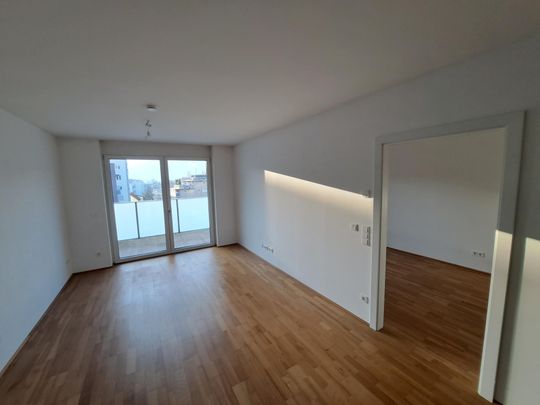 Smart Corner Top 75- Exklusives Wohngefühl: 2-Zimmerwohnung mit Balkon in begehrter Toplage! - Photo 1