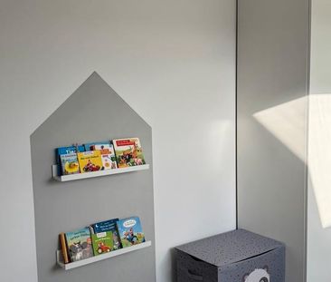 Moderne Dachgeschosswohnung in neuwertigem Gebäude - 75 mº - Foto 1