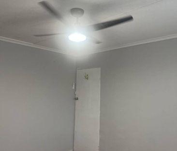 Private Room, Security lock, Bills Included - Photo 1