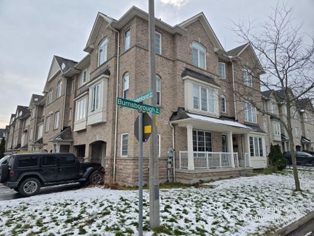 For Lease - 1 Burnsborough Street, Ajax, Ontario - Photo 4