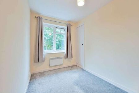 Carlyle Road, Ealing, W5 - Photo 3