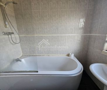 Price £850 pcm - Available Now - Unfurnished - Photo 5