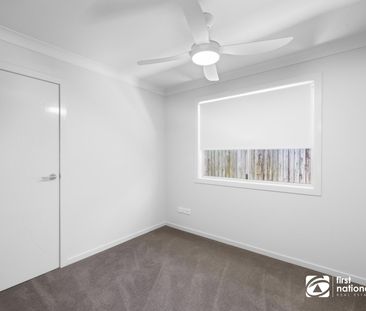 CHARMING FAMILY HOME CLOSE TO BAY IN THORNESIDE - Photo 5