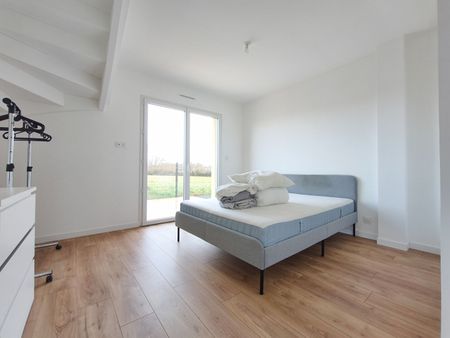 Location Maison 5 pièces 89m² - Photo 3