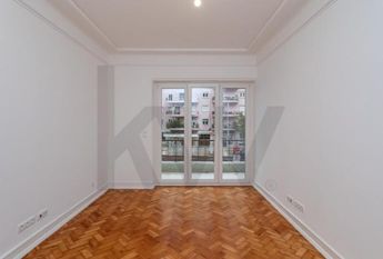 Apartamento T3 em Lisboa