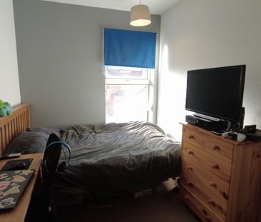 4 Bed - Pennell Street â€“ 4 Bed - Photo 4