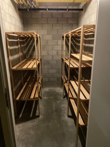 Mooi gelijkvloers appartement gelegen midden in het centrum met 2 slaapkames. - Photo 5