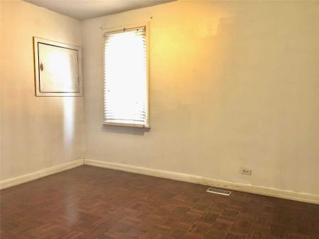 For Lease - 1348 Alexandra Avenue, Mississauga, Ontario - Photo 2