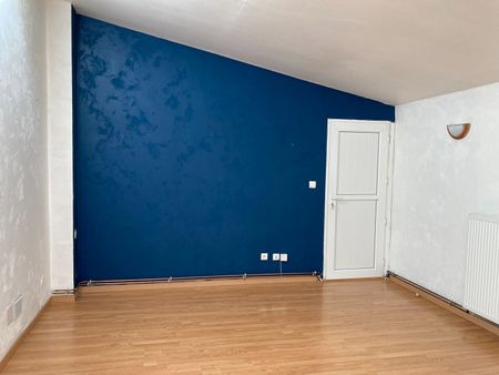 Location Appartement 4 pièces 80m² - Photo 3