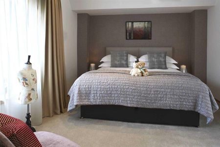 CHEVAL PLACE, SW7, London - Photo 5