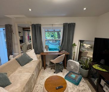 For Lease - 761 Kingston Road, Toronto, Ontario - Photo 4