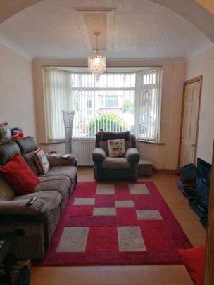 3 bedroom end of terrace house to rent - Photo 1