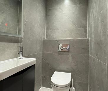 3 bedroom semi-detached house to rent - Photo 6